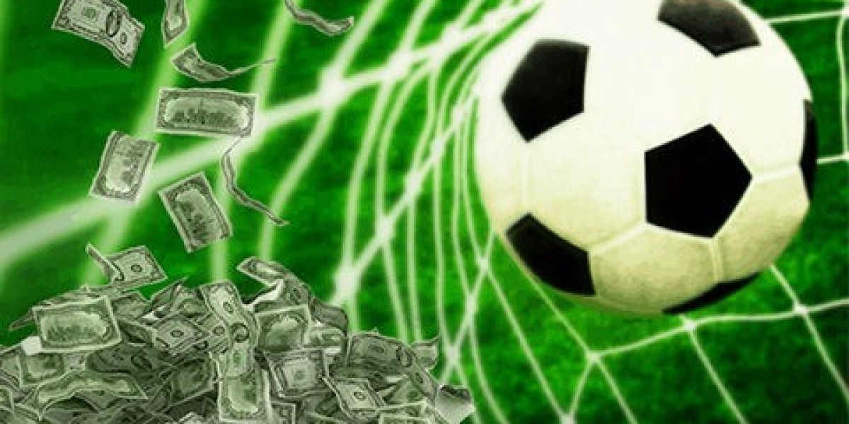 Seize the Advantage: Outsmart Bookies with EPL Odds Expertise!